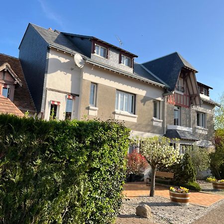 Logis Hotel Le Saint Florent Mont-pres-Chambord Ngoại thất bức ảnh