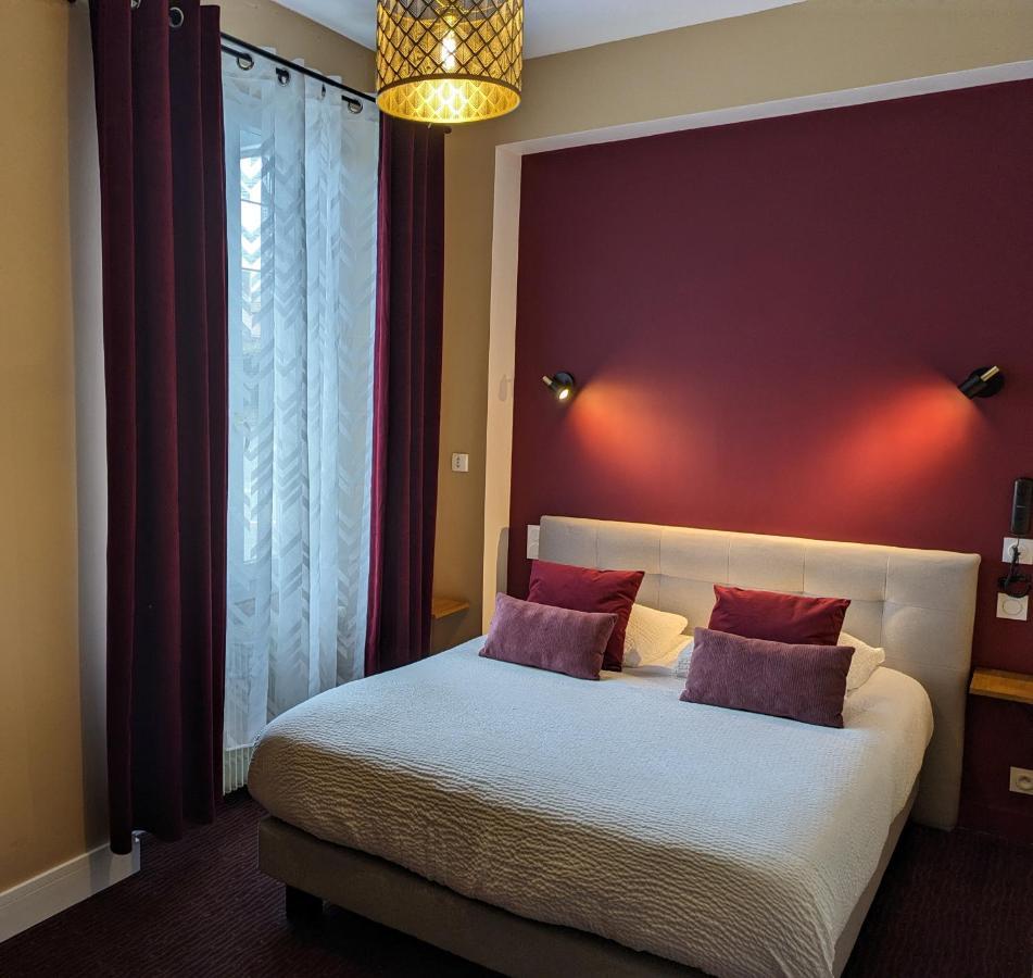 Logis Hotel Le Saint Florent Mont-pres-Chambord Ngoại thất bức ảnh