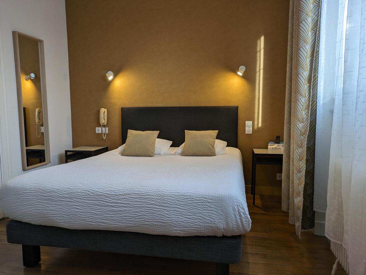 Logis Hotel Le Saint Florent Mont-pres-Chambord Ngoại thất bức ảnh