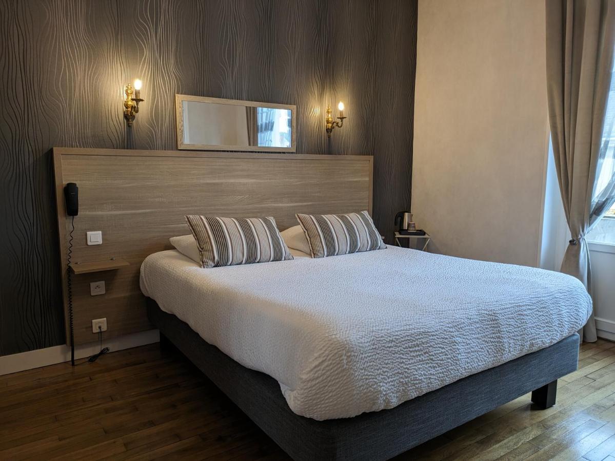 Logis Hotel Le Saint Florent Mont-pres-Chambord Ngoại thất bức ảnh