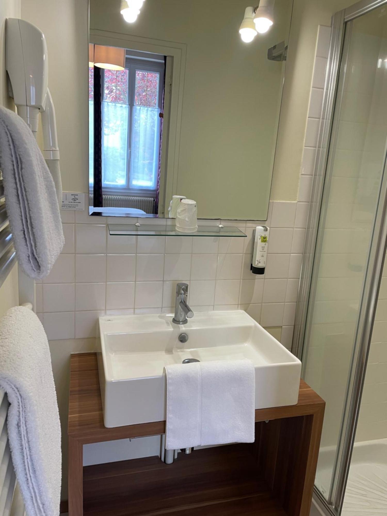Logis Hotel Le Saint Florent Mont-pres-Chambord Ngoại thất bức ảnh