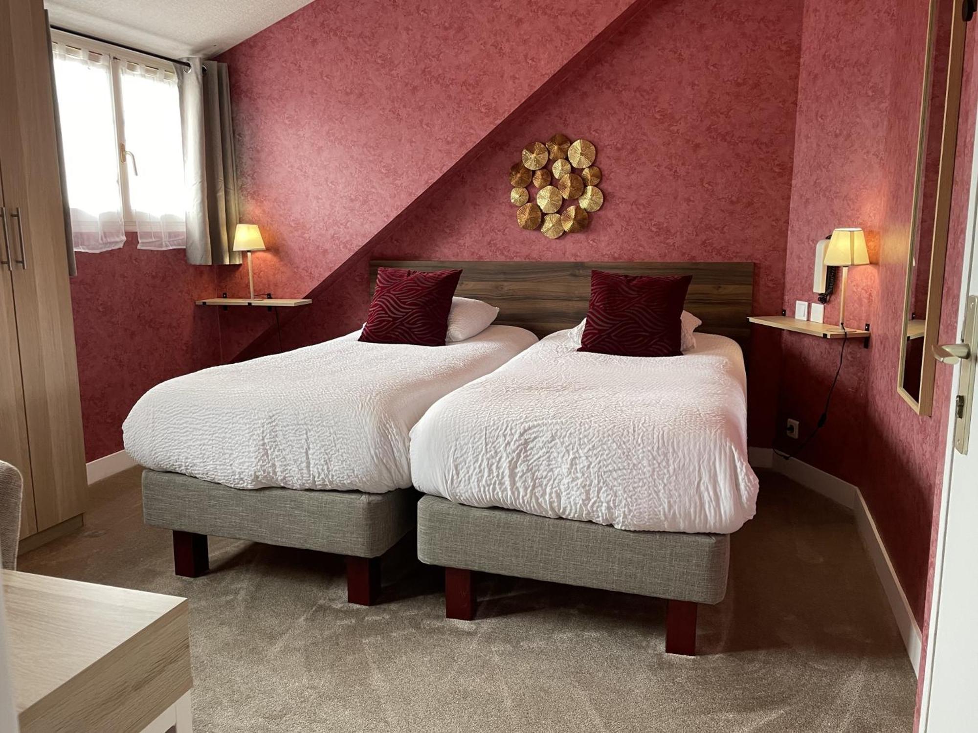 Logis Hotel Le Saint Florent Mont-pres-Chambord Ngoại thất bức ảnh