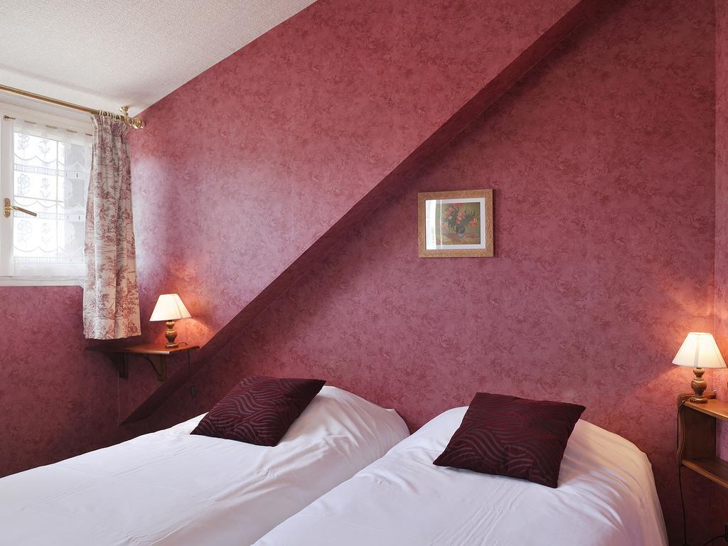 Logis Hotel Le Saint Florent Mont-pres-Chambord Ngoại thất bức ảnh