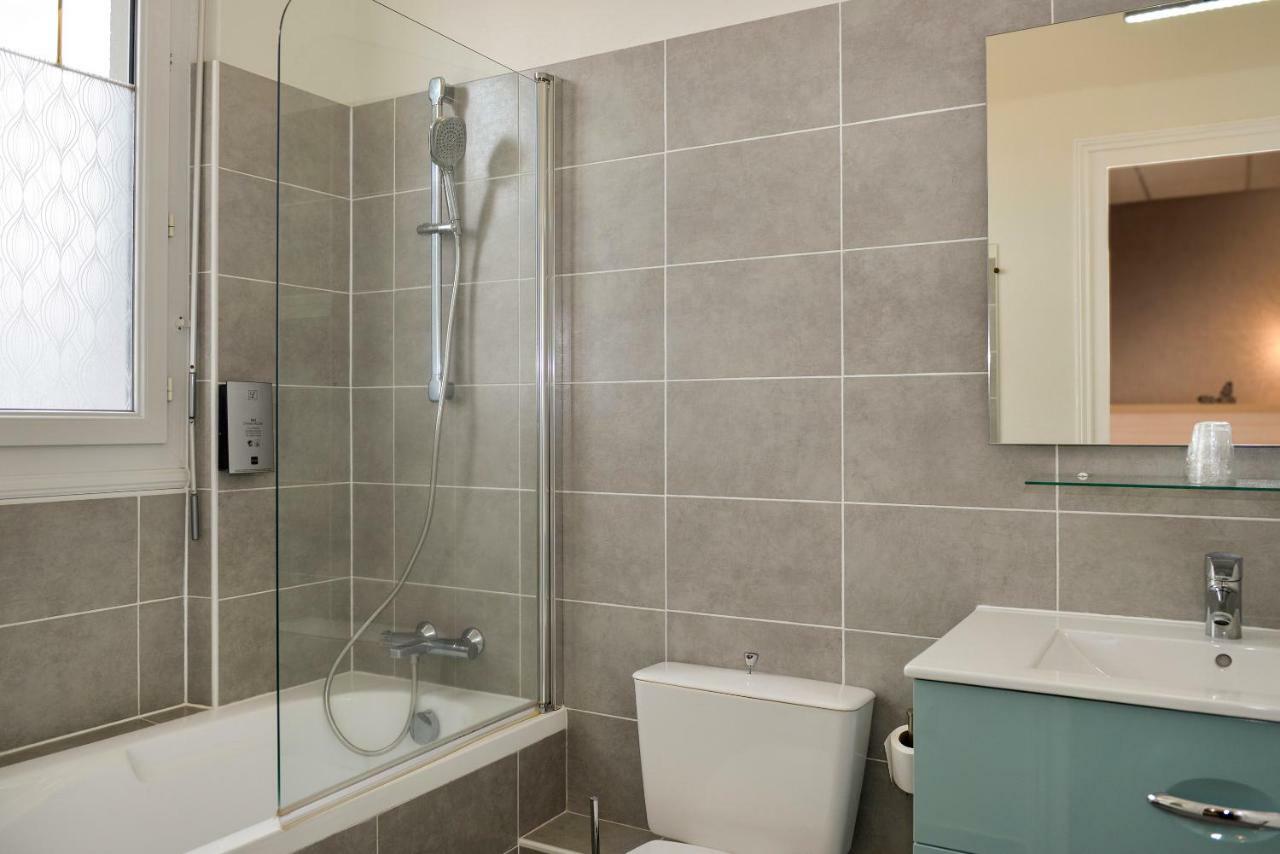 Logis Hotel Le Saint Florent Mont-pres-Chambord Ngoại thất bức ảnh